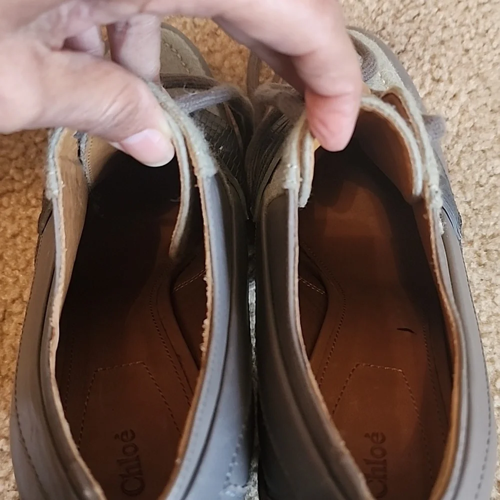 Chloe Leather Pumps - Picture 3 of 16